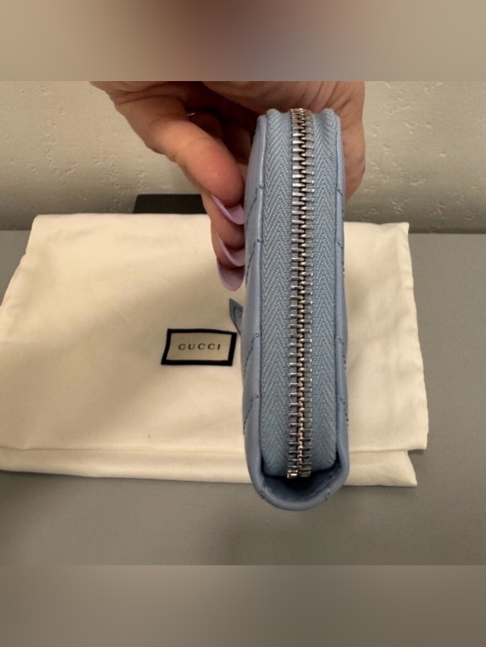 Gucci Marmot Sky Blue Quilted
GG Zip Wallet - Picture 5 of 9